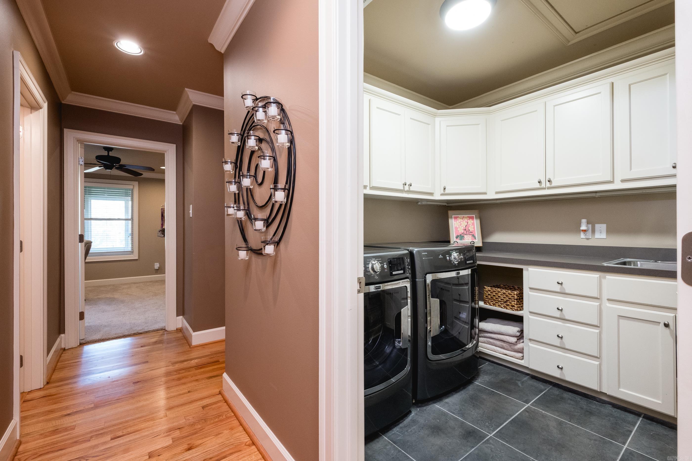 HILLCREST - Residential