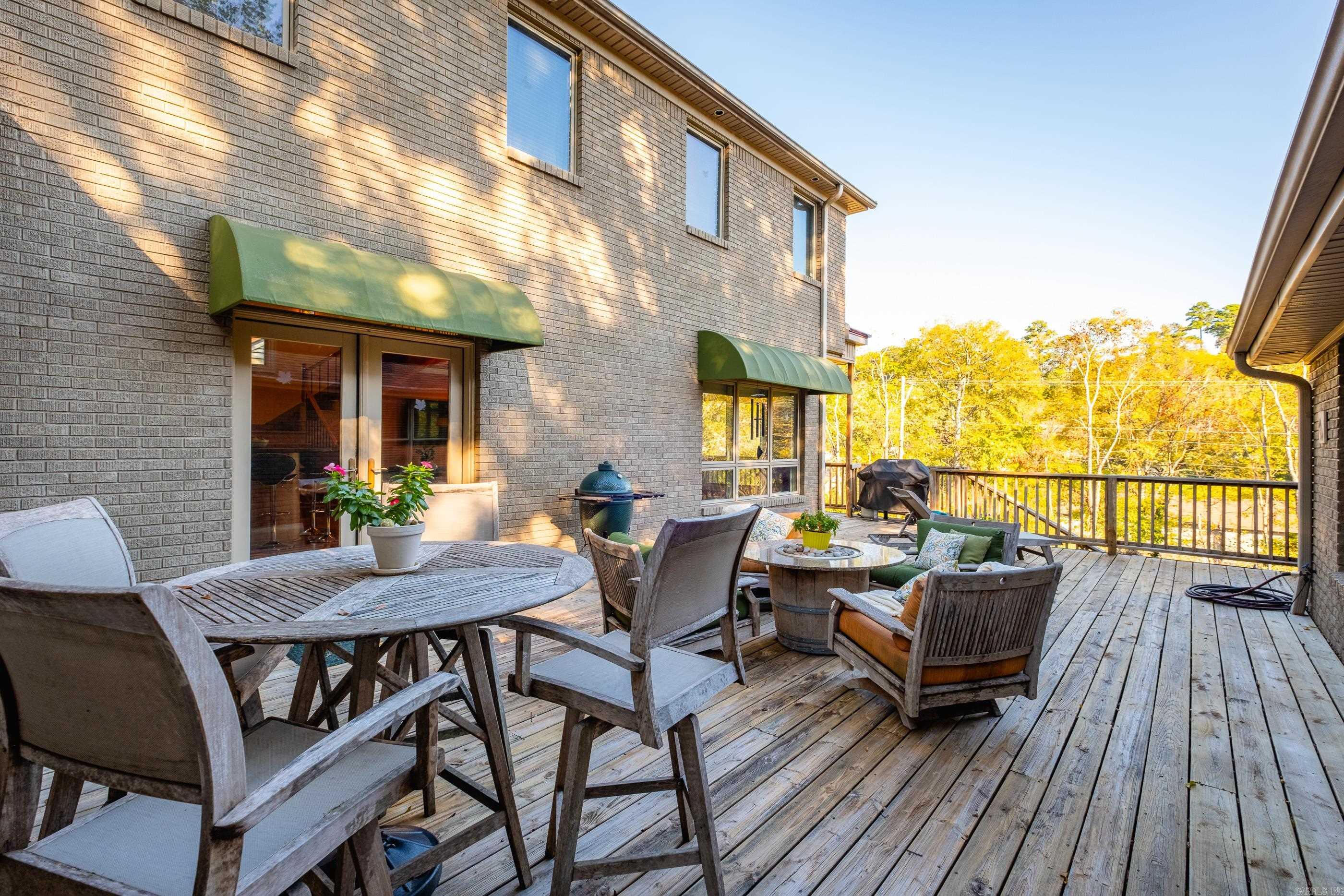 HILLCREST - Residential