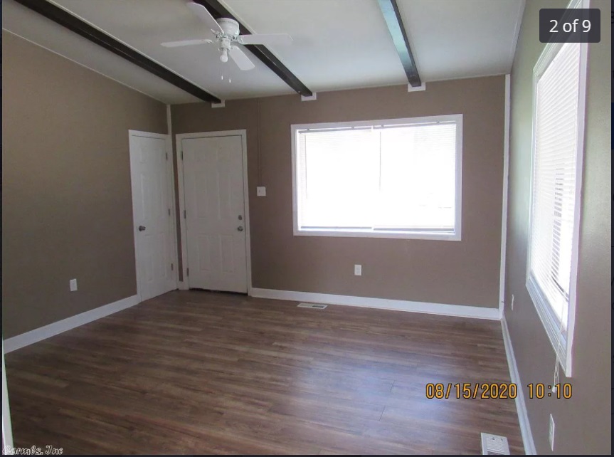 Earls Lakeside - Residential Lease