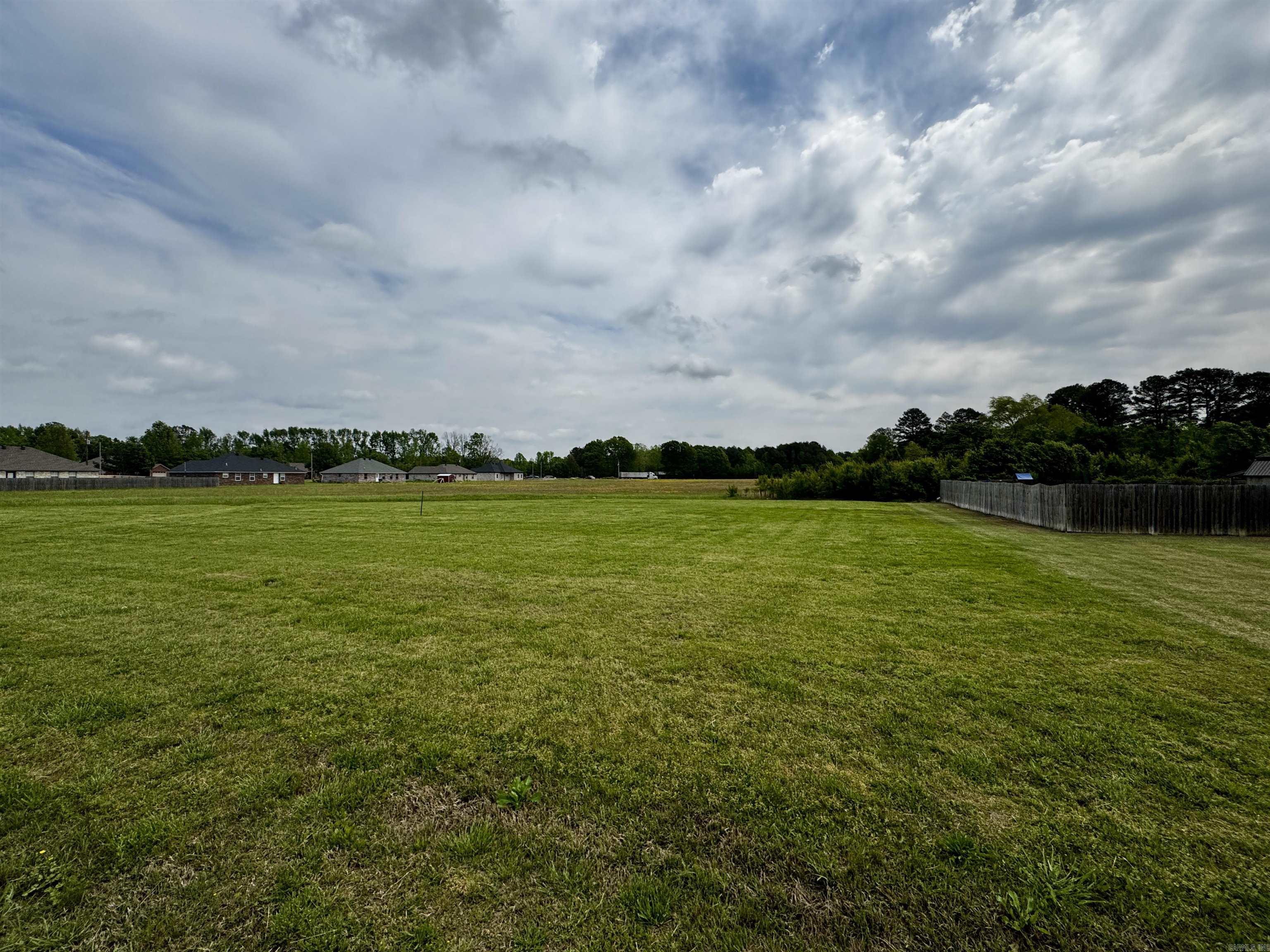 Bakers Field - Land