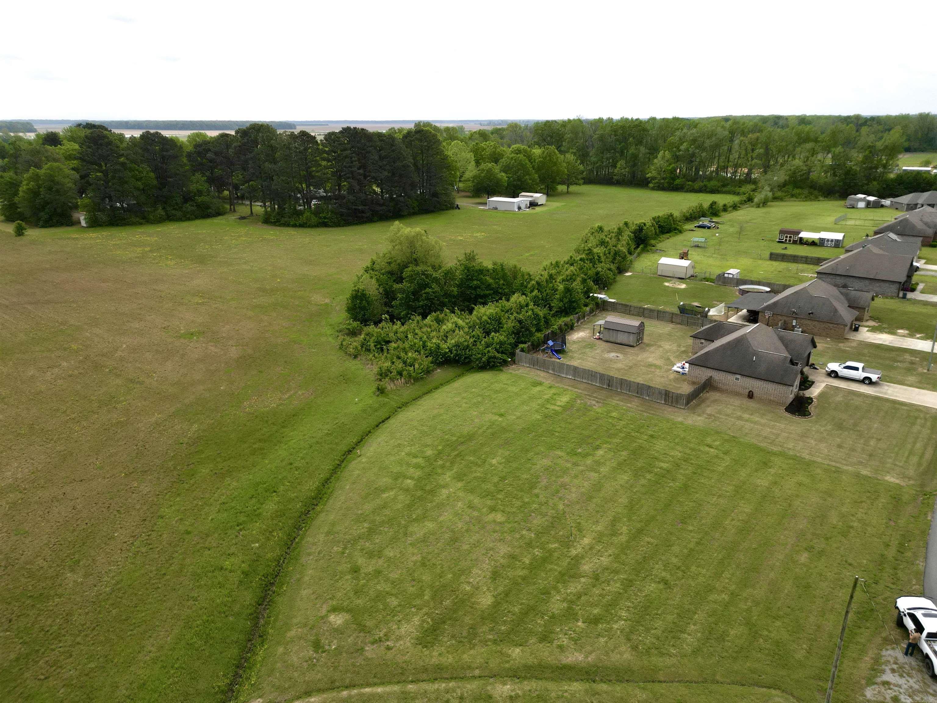 Bakers Field - Land