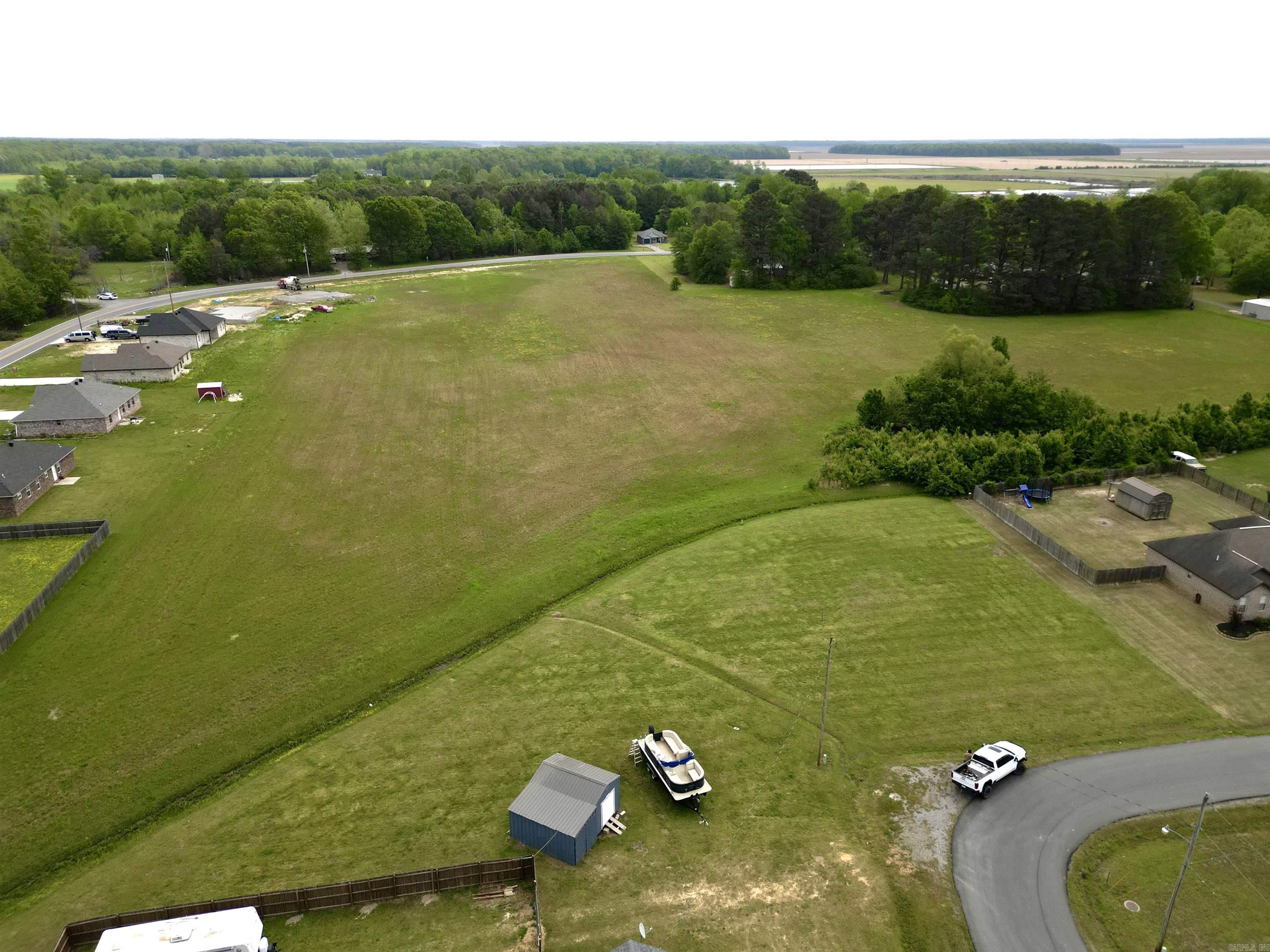 Bakers Field - Land