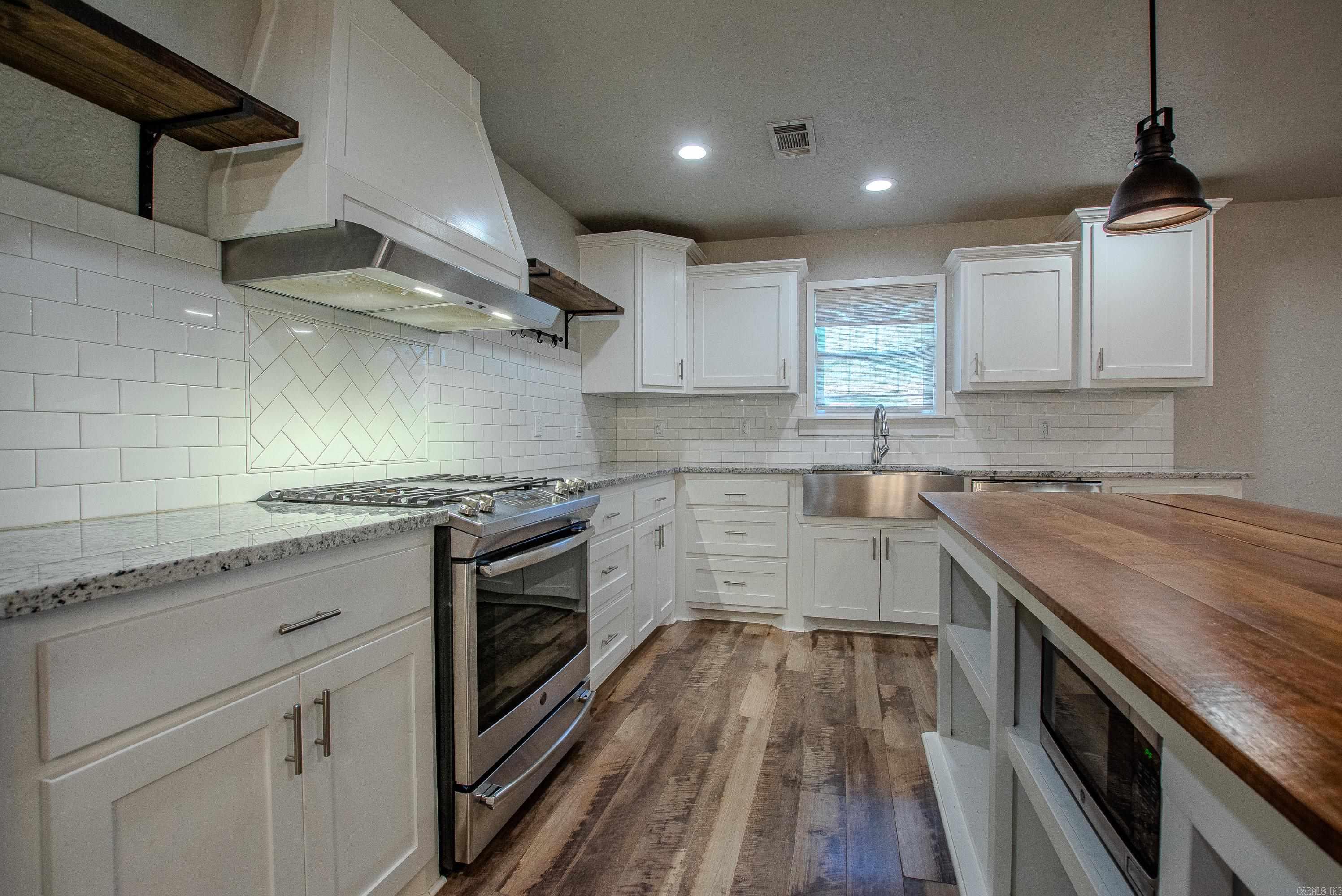 Lynnwood Acres - Residential