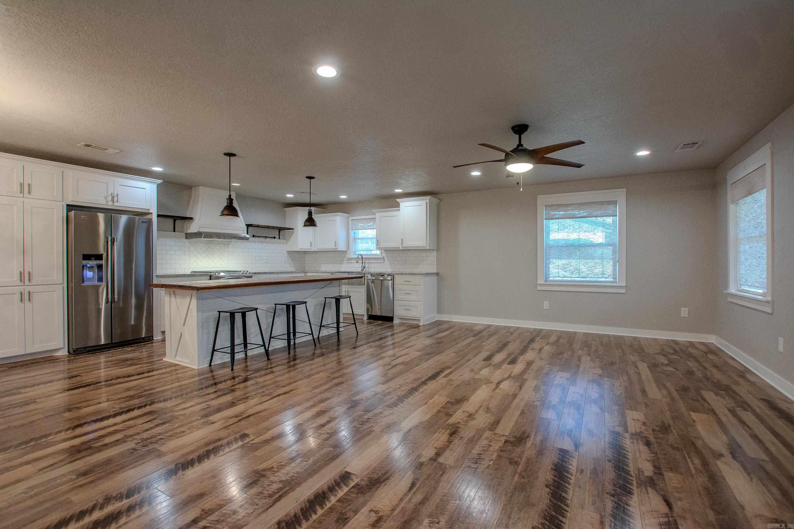 Lynnwood Acres - Residential