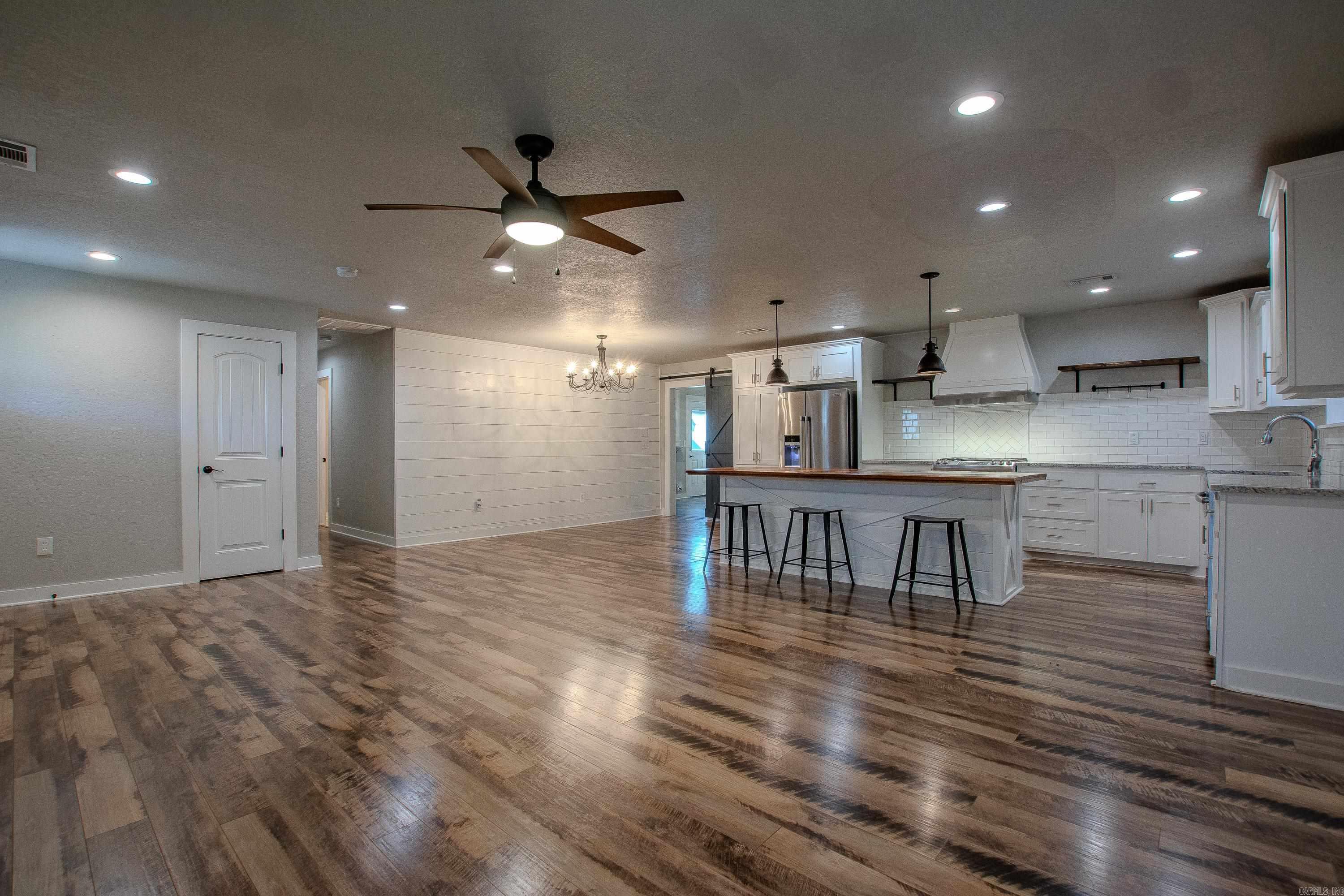 Lynnwood Acres - Residential