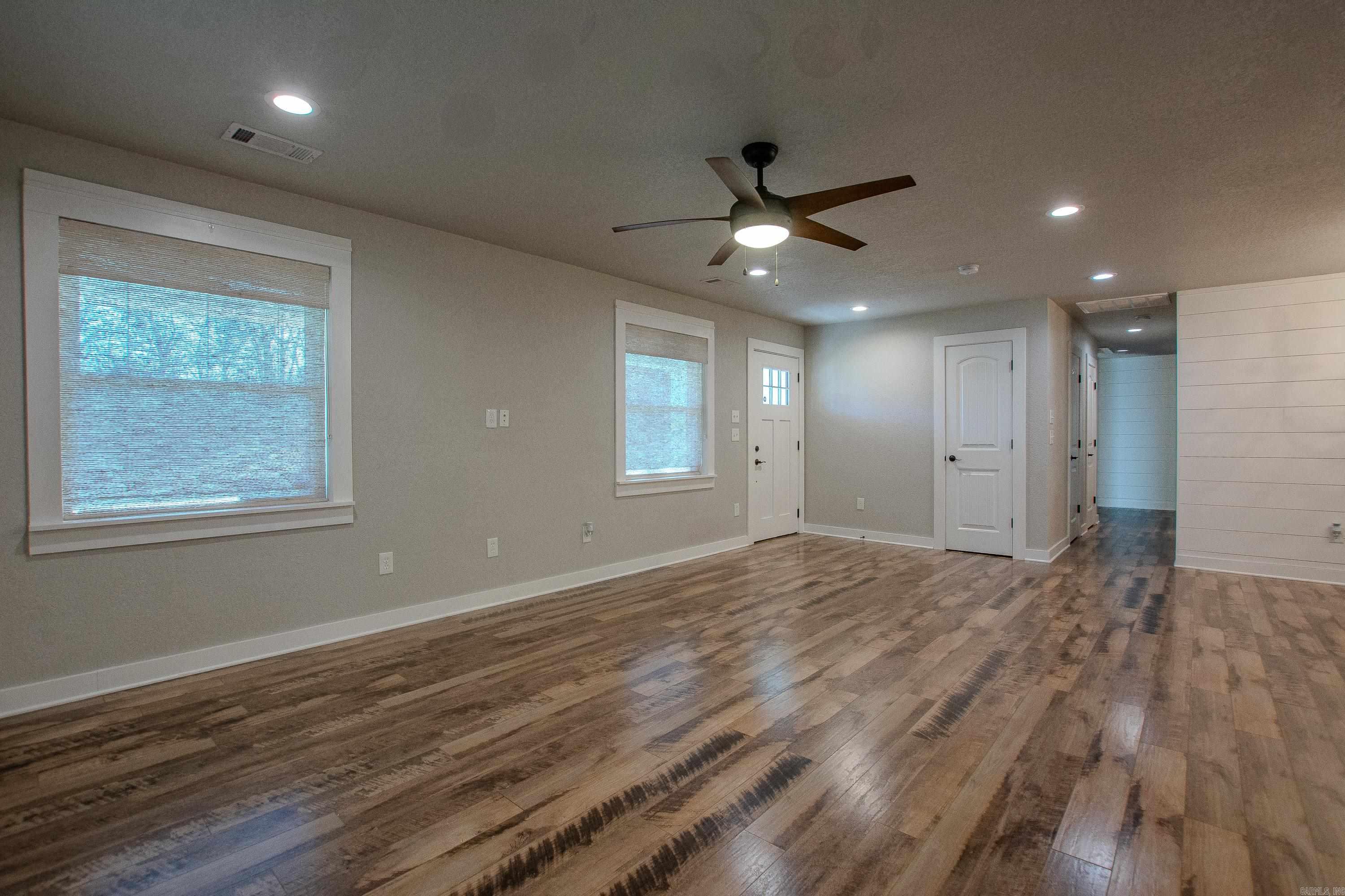 Lynnwood Acres - Residential