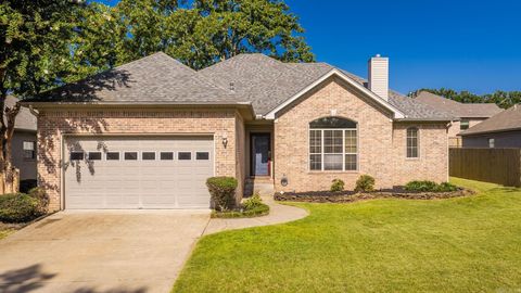 Photo of 4339 SPRING GLEN DR, Sherwood, AR 72120 (MLS # 26029167)