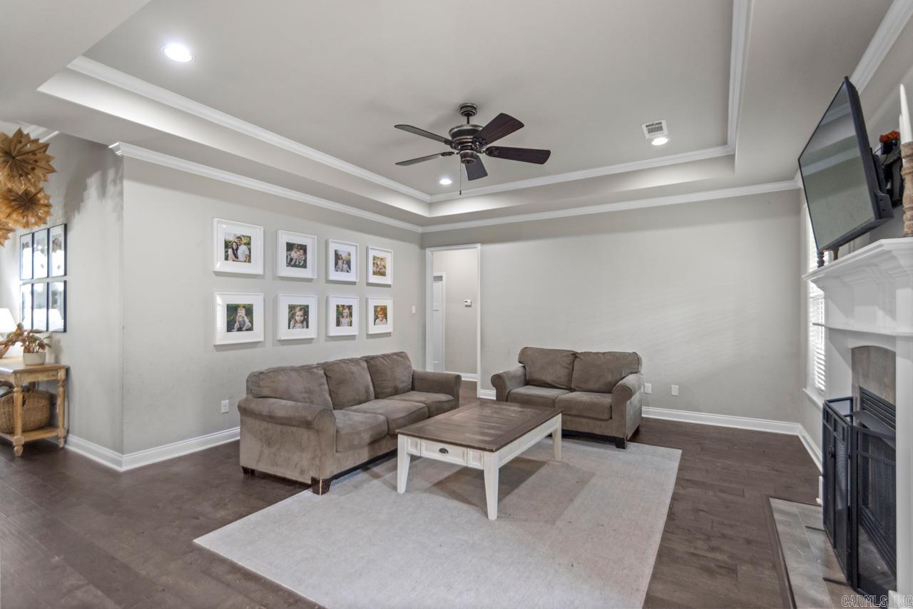 HICKORY HEIGHTS - Residential