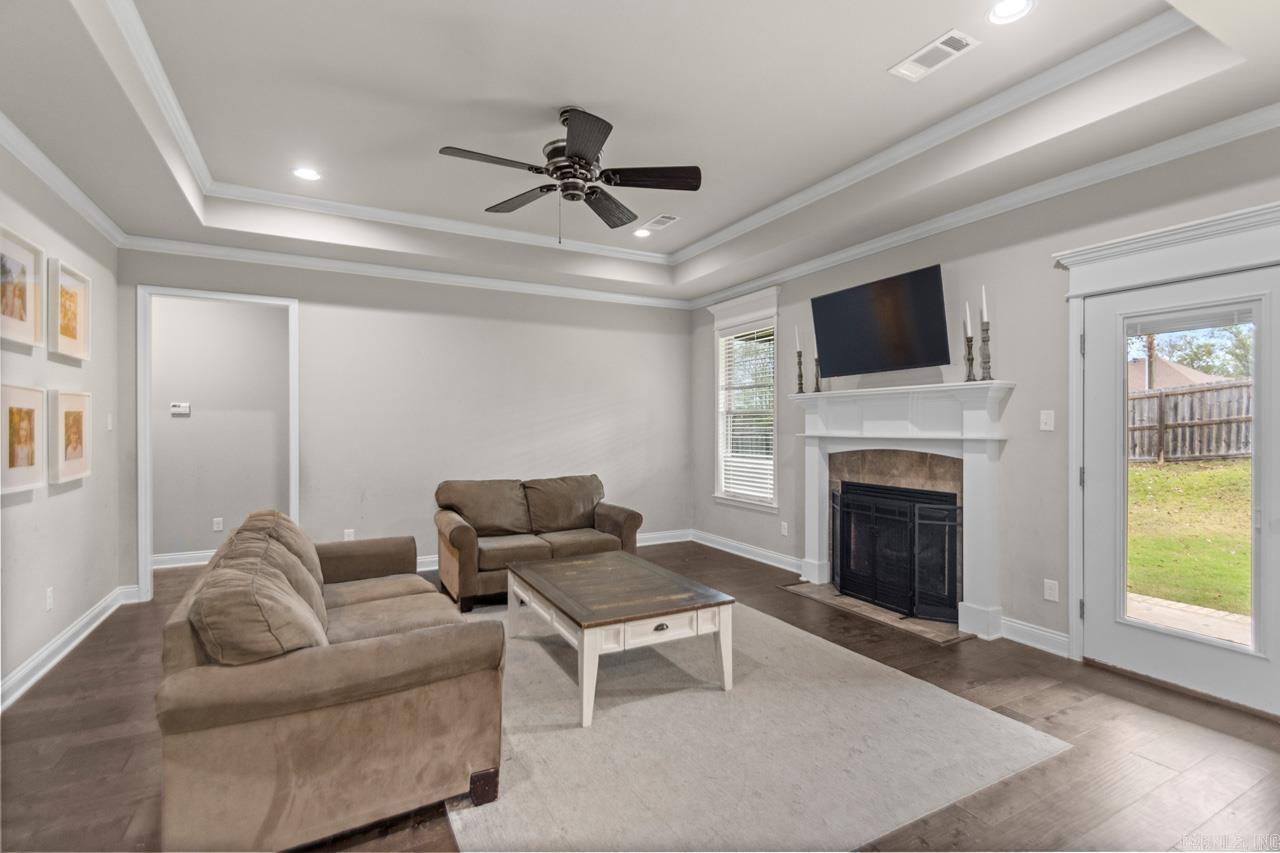 HICKORY HEIGHTS - Residential