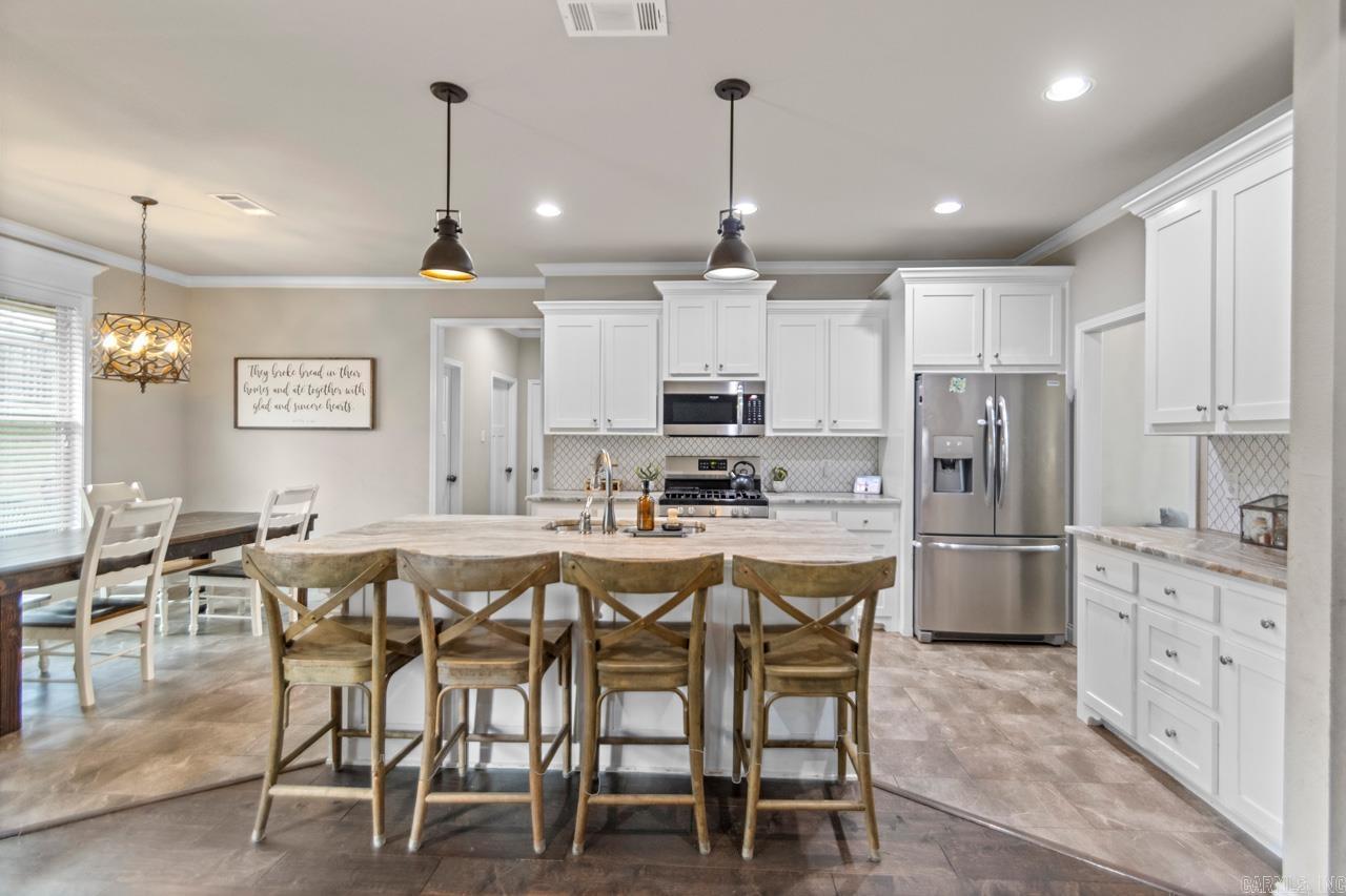 HICKORY HEIGHTS - Residential