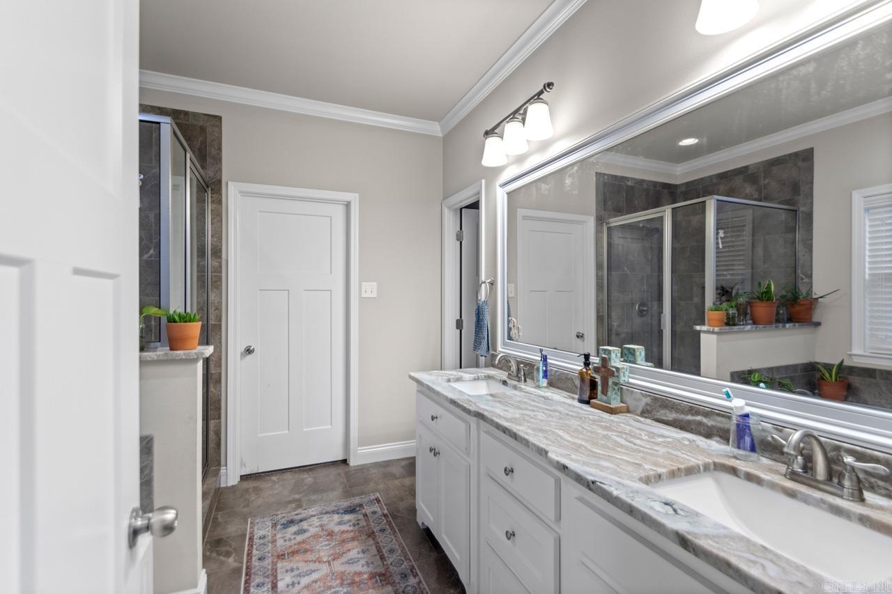 HICKORY HEIGHTS - Residential