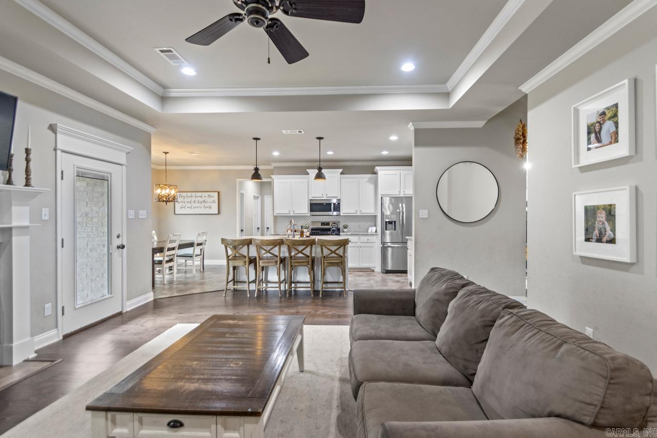 HICKORY HEIGHTS - Residential