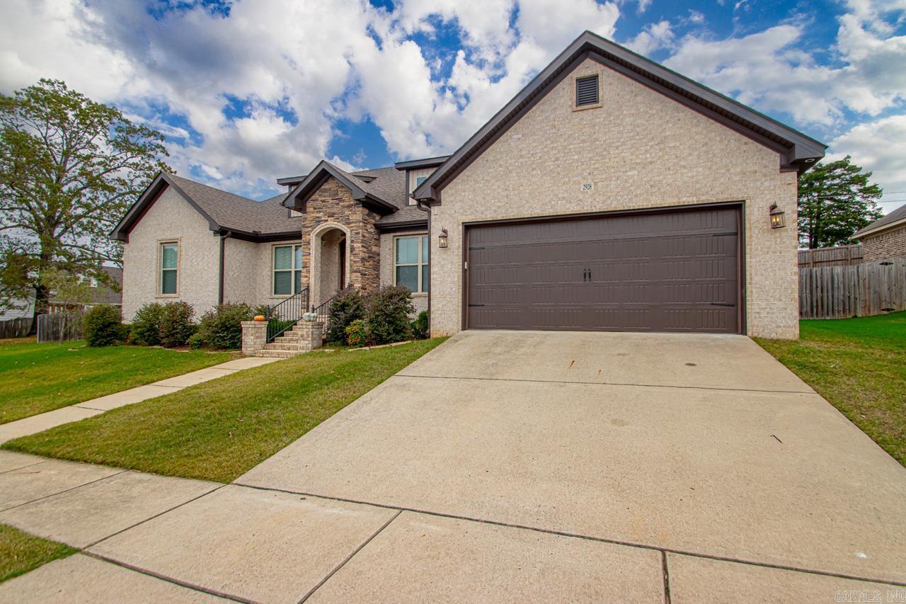 HICKORY HEIGHTS - Residential