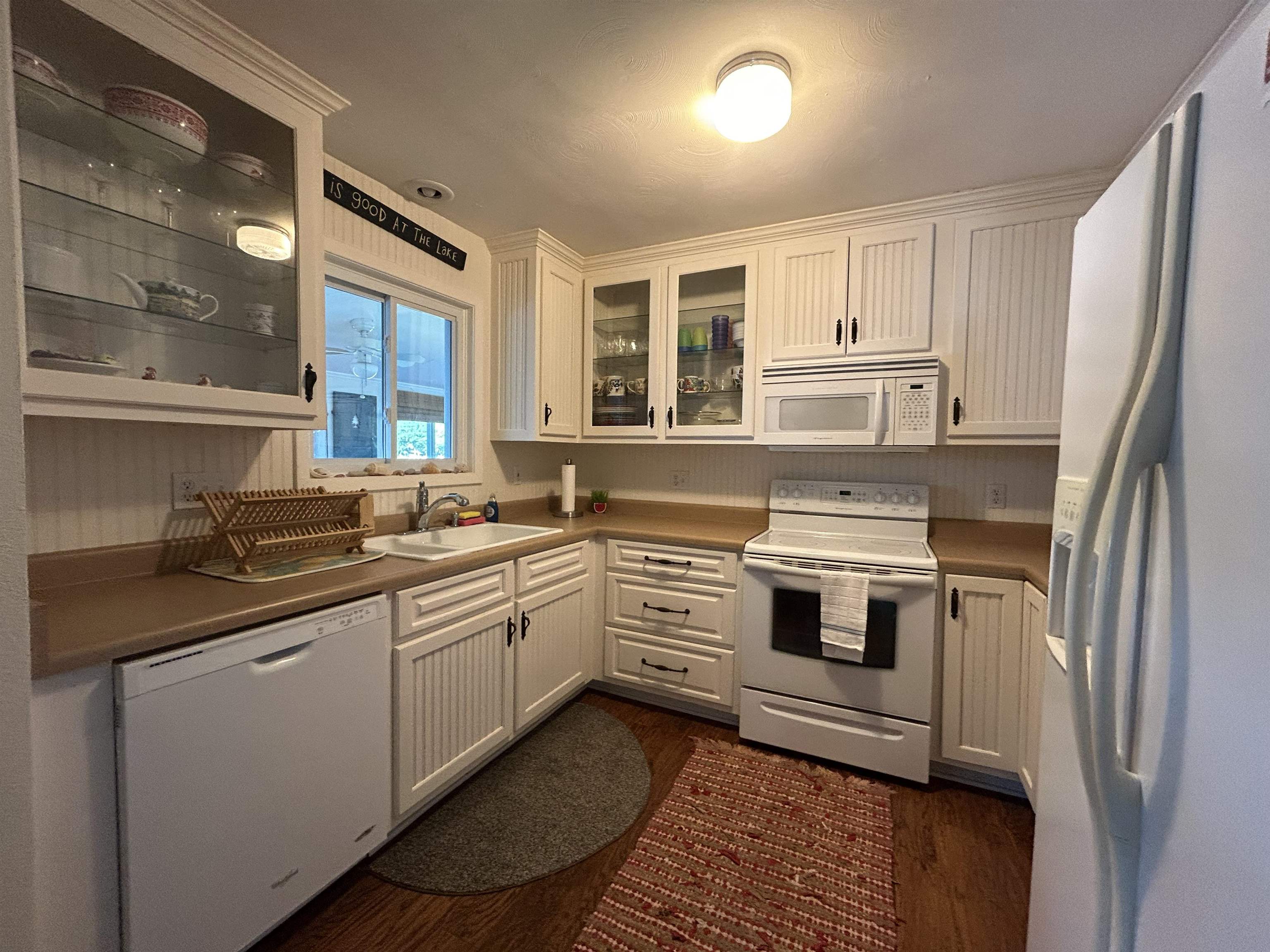 WEST LAKE ESTATES - Residential