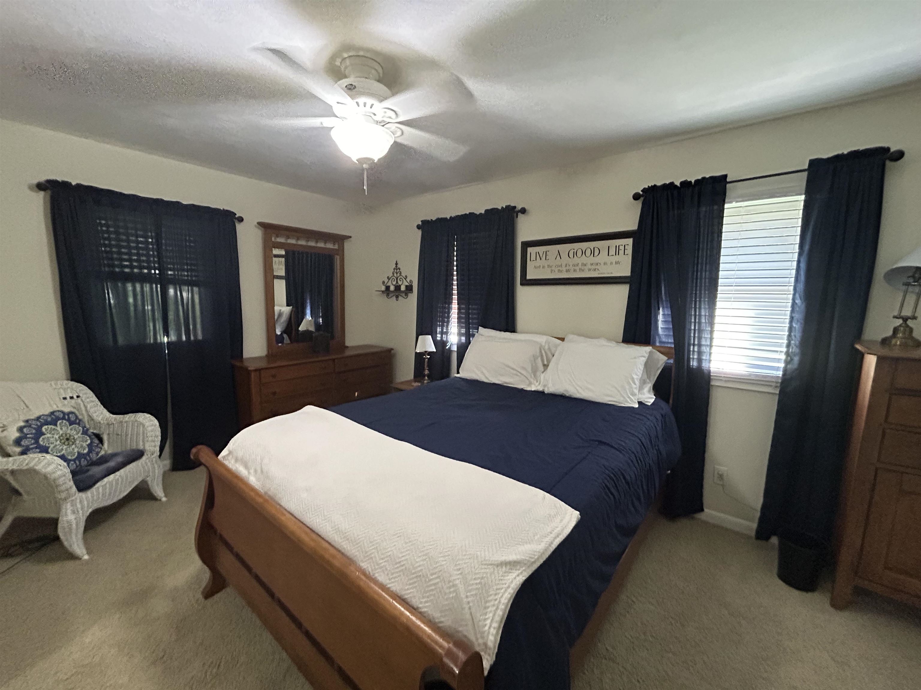 WEST LAKE ESTATES - Residential