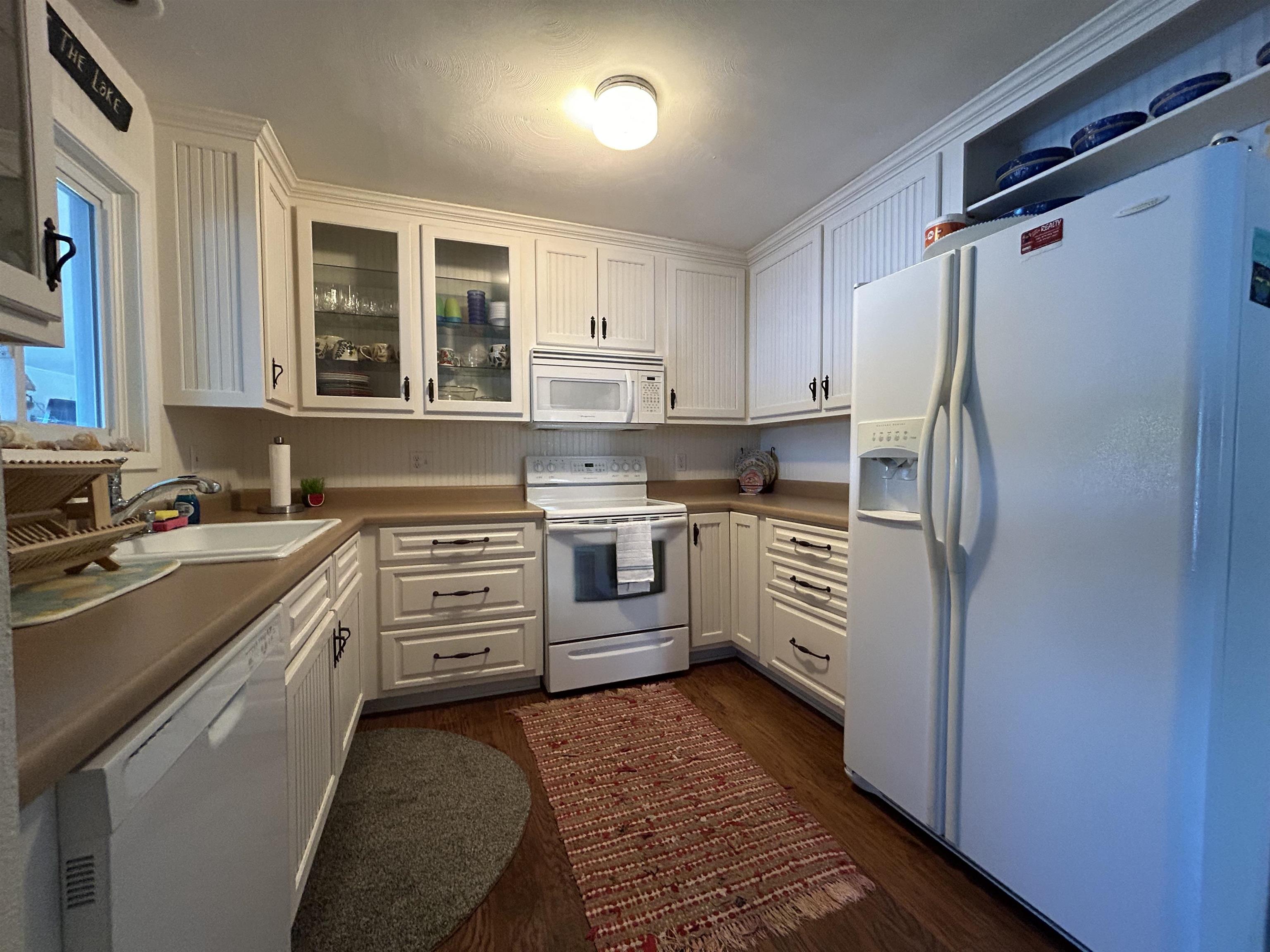 WEST LAKE ESTATES - Residential