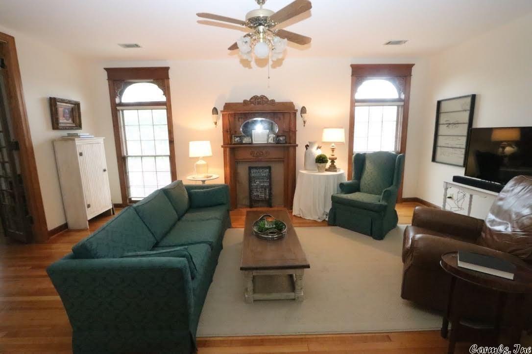 Pulaski Heights - Residential Income