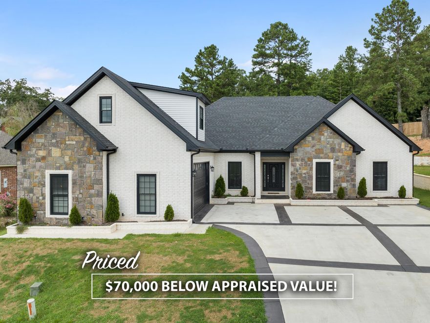 Absolutely beautiful and priced well below the most recent appraisal of $565,000! This stunning new construction home offers modern finishes and sleek tiled floors, creating an inviting open floor plan ideal for entertaining. The gourmet kitchen is a highlight, featuring stainless steel appliances, quartz countertops, and a spacious island. The primary bedroom is a retreat with a luxurious bathroom that includes a soaking tub and a separate tiled shower. Located in the gated community of Quail Ridge Estates, this home is conveniently close to shopping, dining, and entertainment options and just minutes from the award-winning Lakeside Schools.