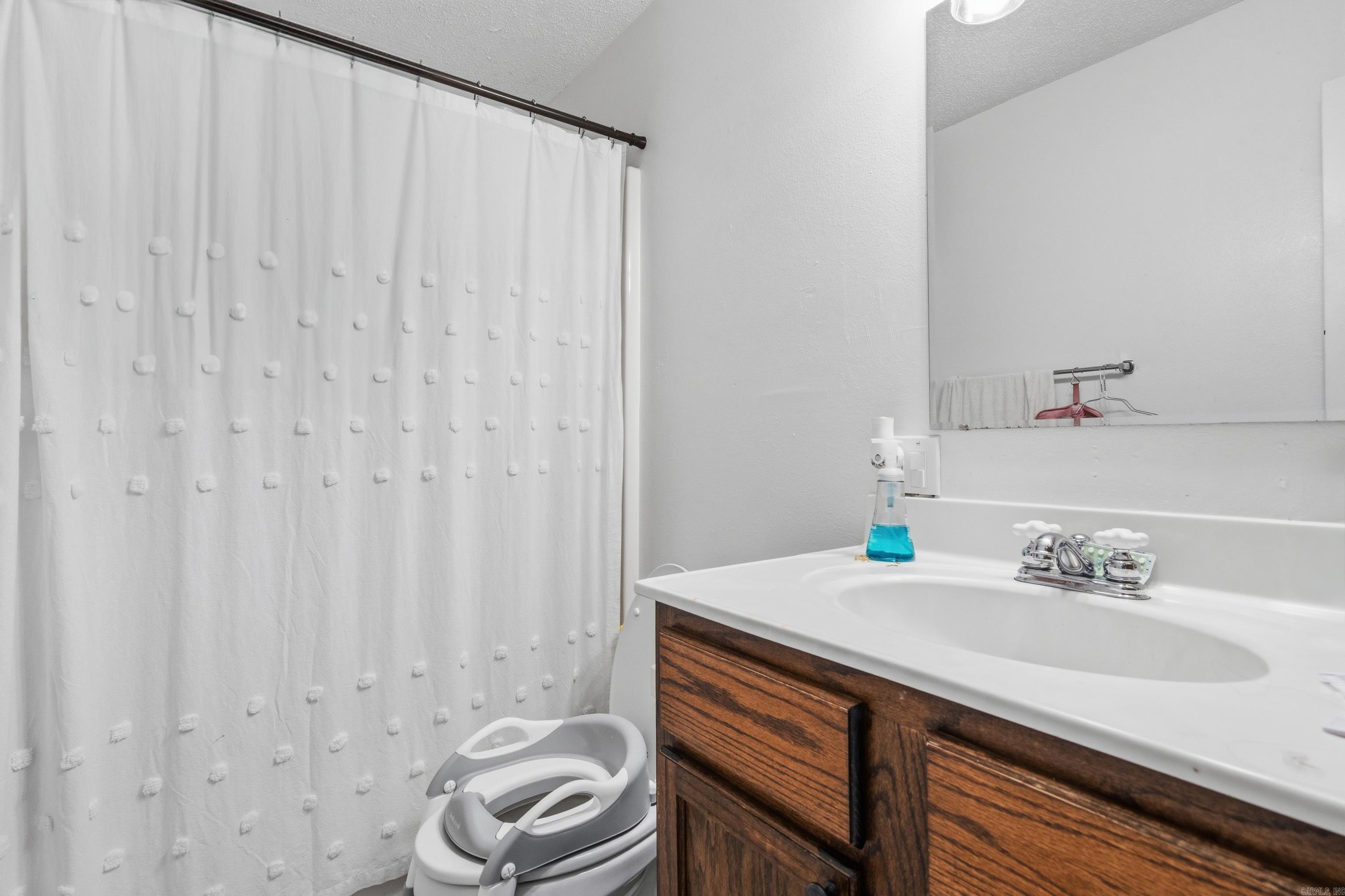 HAMILTON CREST - Residential