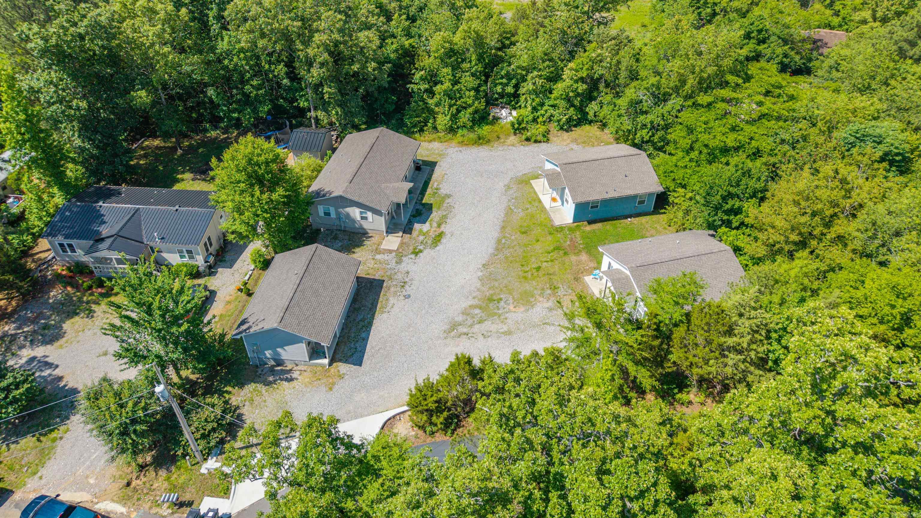 HAMILTON CREST - Residential