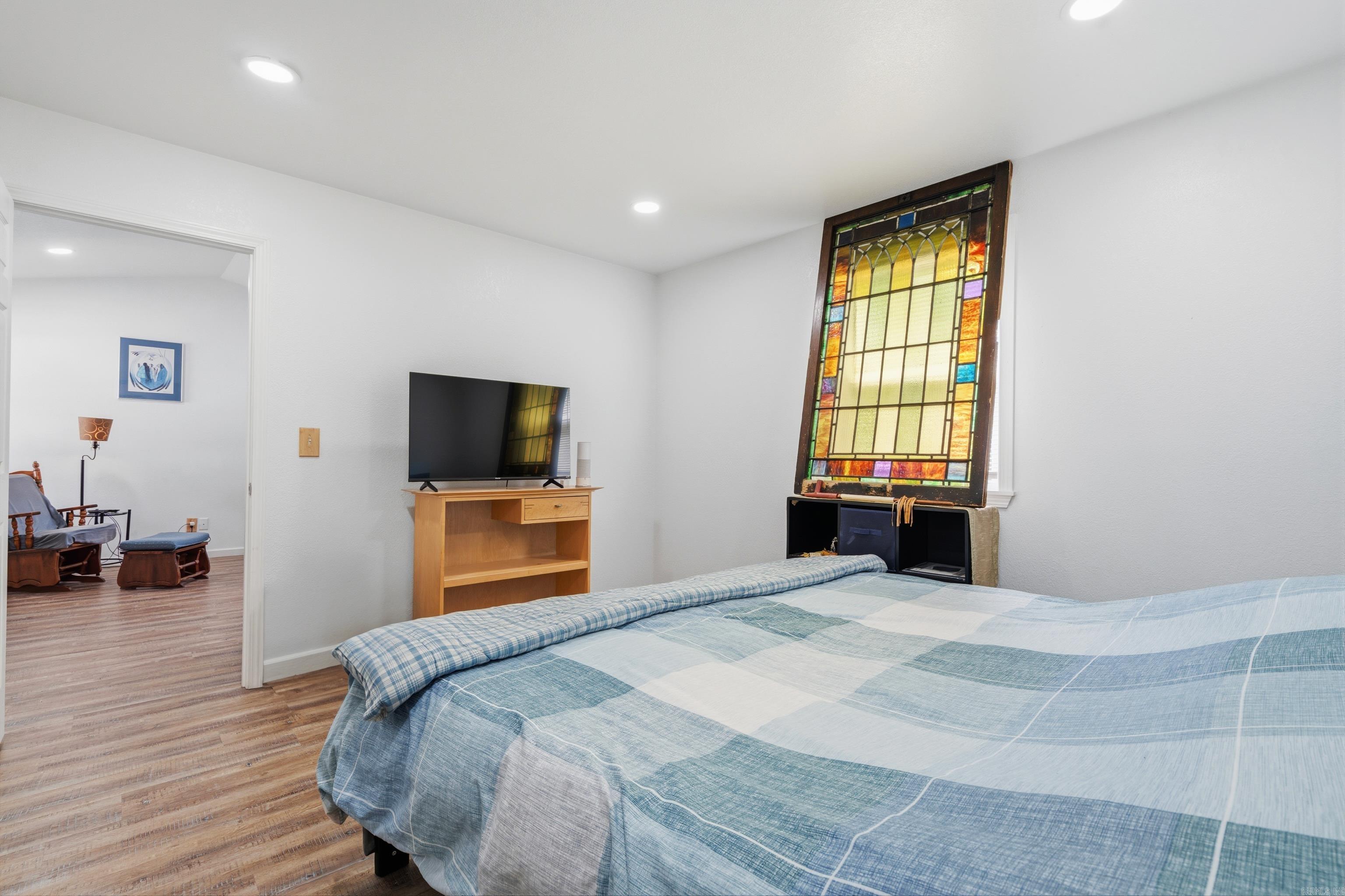 HAMILTON CREST - Residential