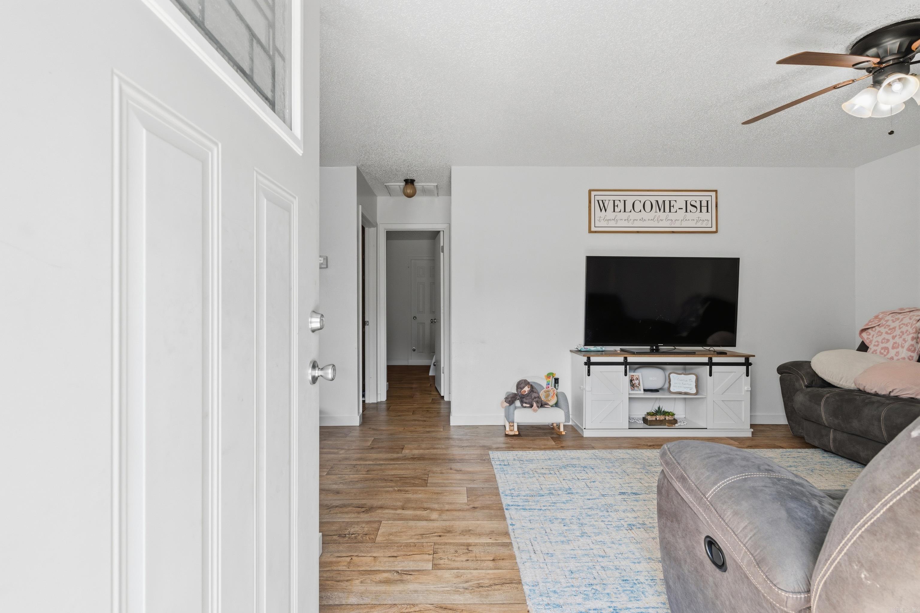 HAMILTON CREST - Residential