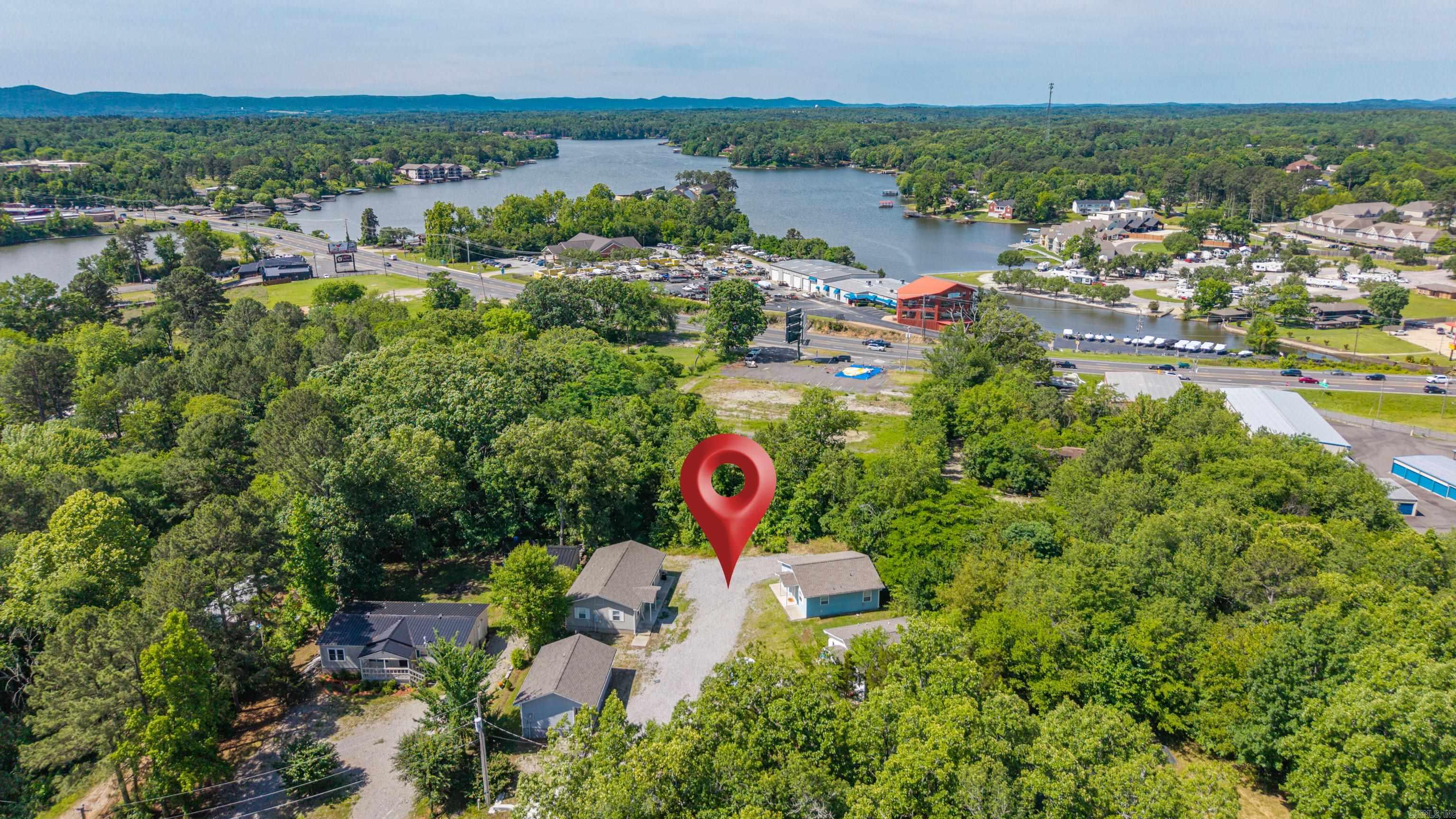 HAMILTON CREST - Residential