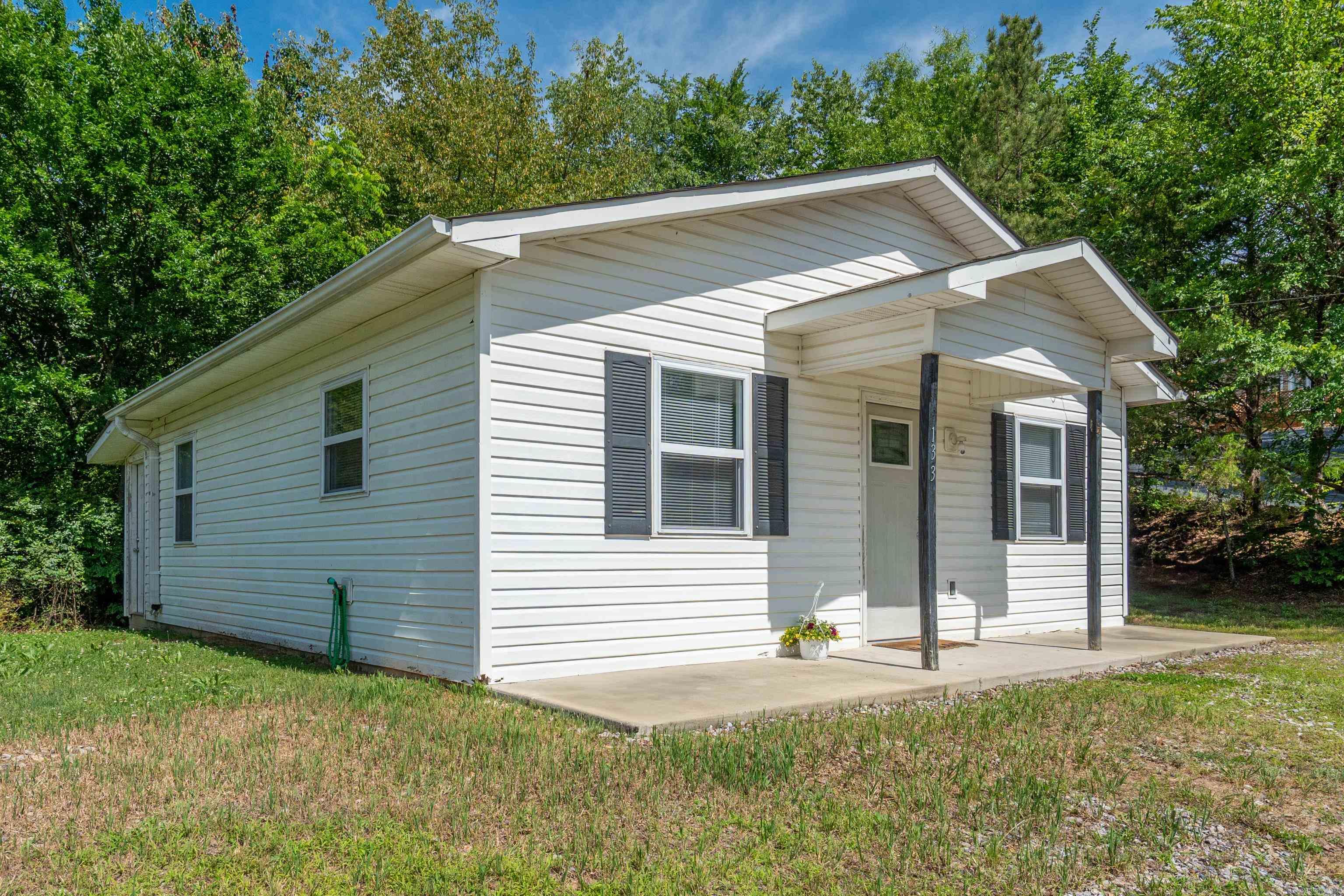 HAMILTON CREST - Residential