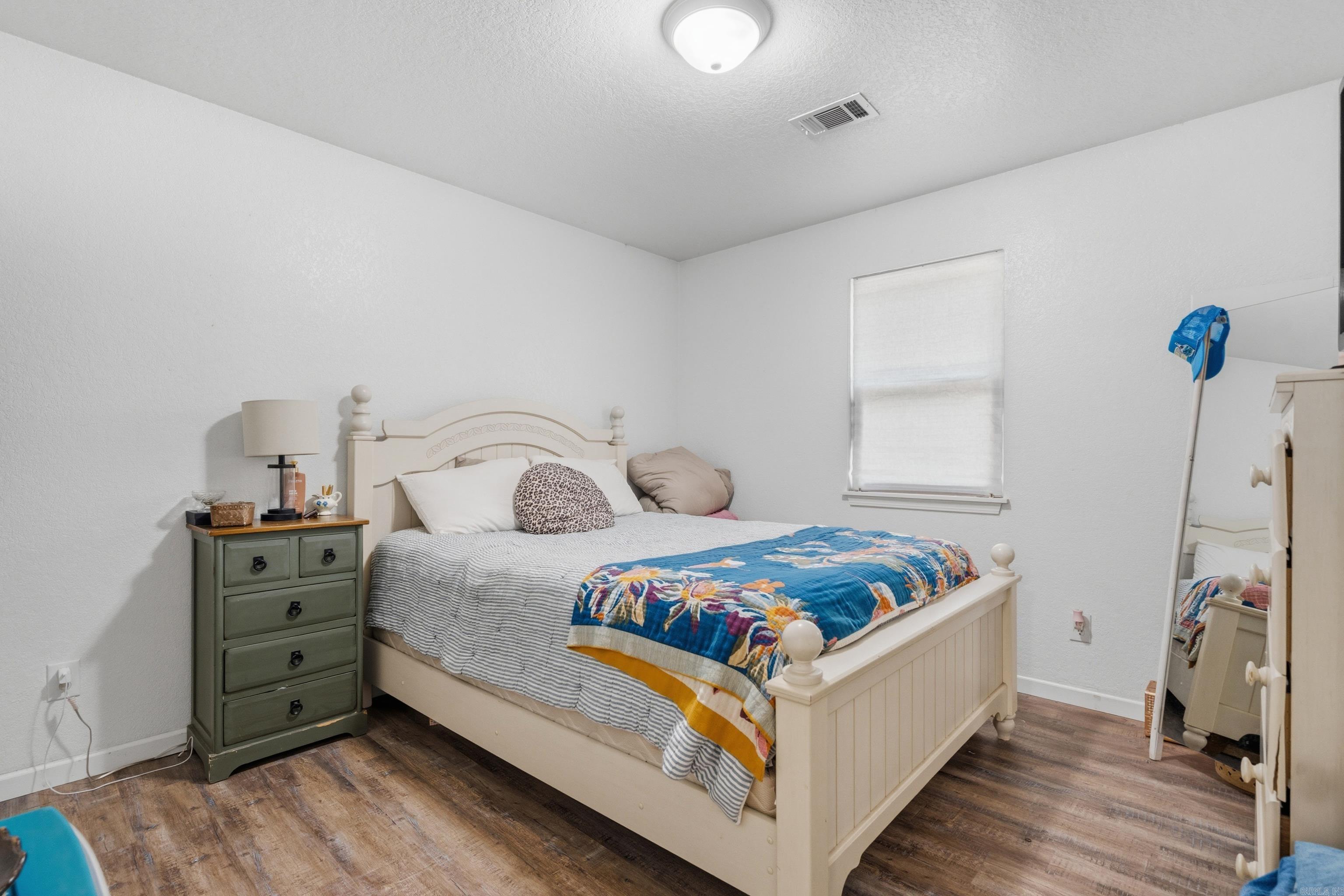 HAMILTON CREST - Residential