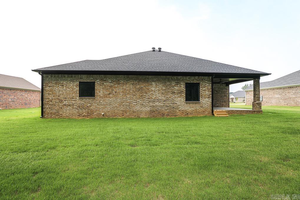 OLDE SALEM TOWNSHIP - Residential