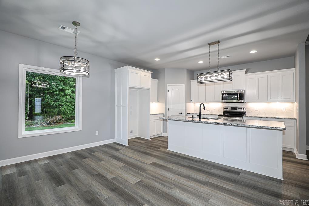 OLDE SALEM TOWNSHIP - Residential