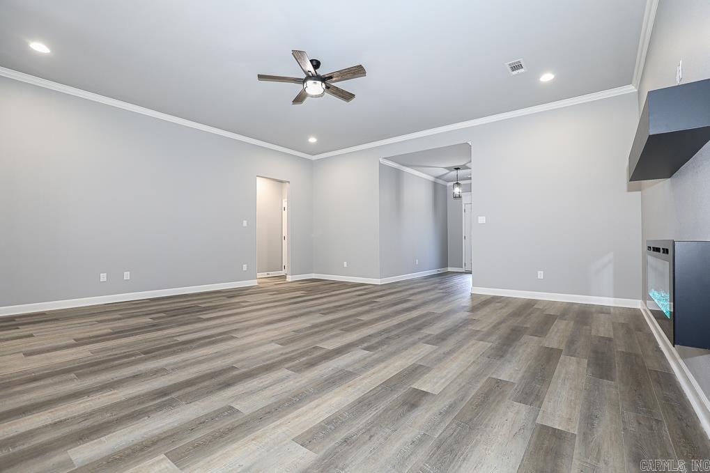 OLDE SALEM TOWNSHIP - Residential