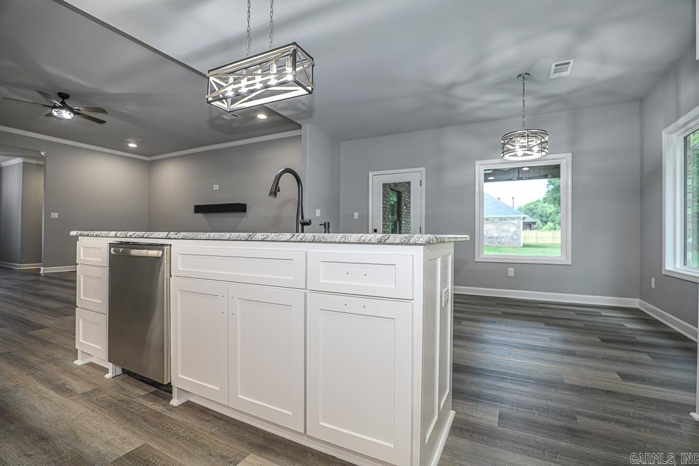 OLDE SALEM TOWNSHIP - Residential