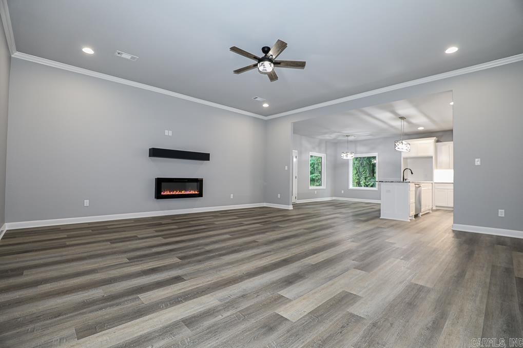 OLDE SALEM TOWNSHIP - Residential