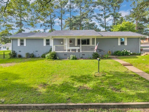Photo of 1 Huett Drive, Morrilton, AR 72110 (MLS # 26022508)