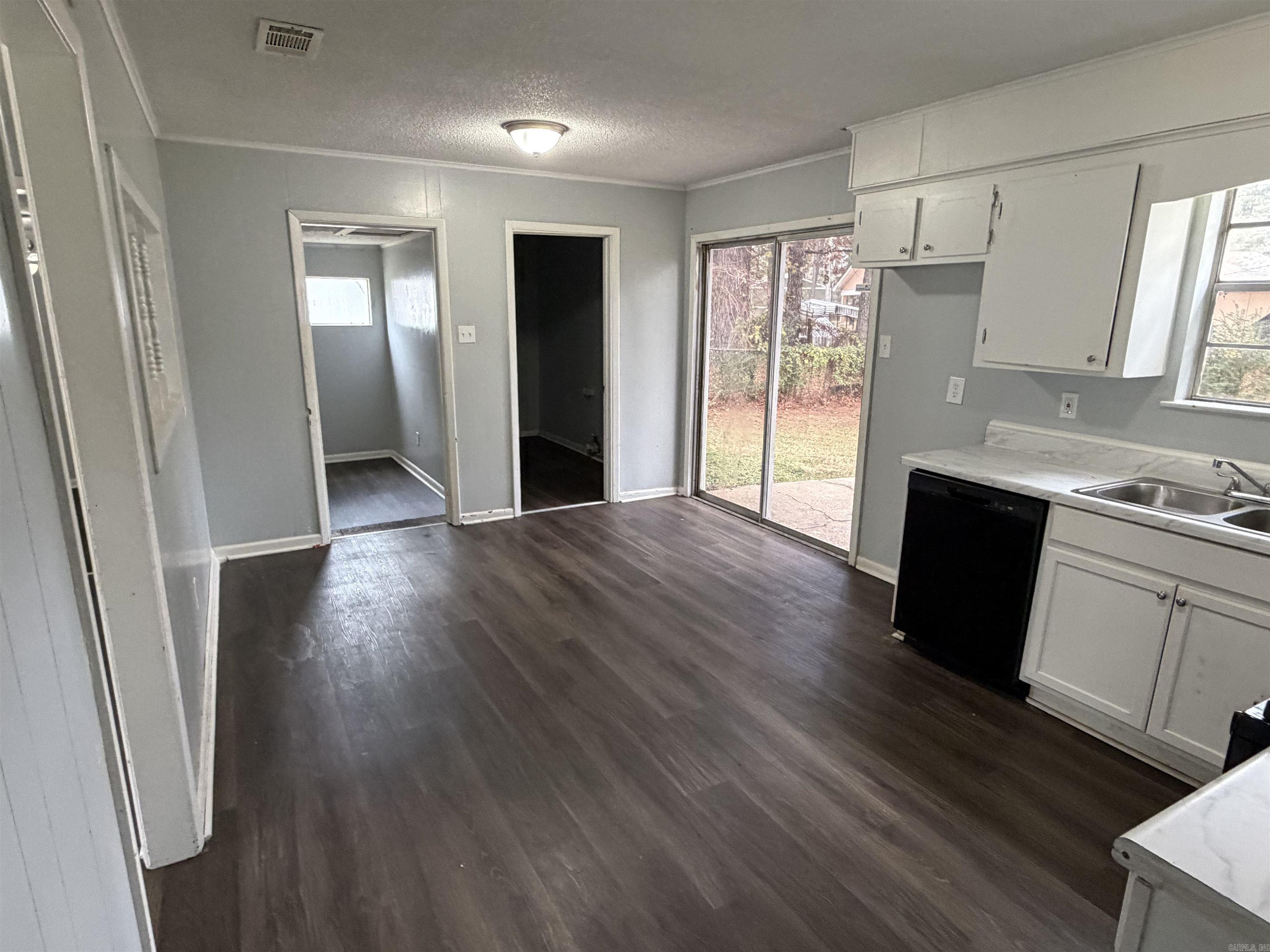 Southwest Acres - Residential Lease