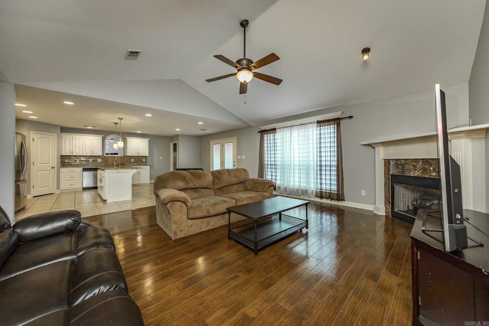 BASE MEADOWS ADDN - Residential