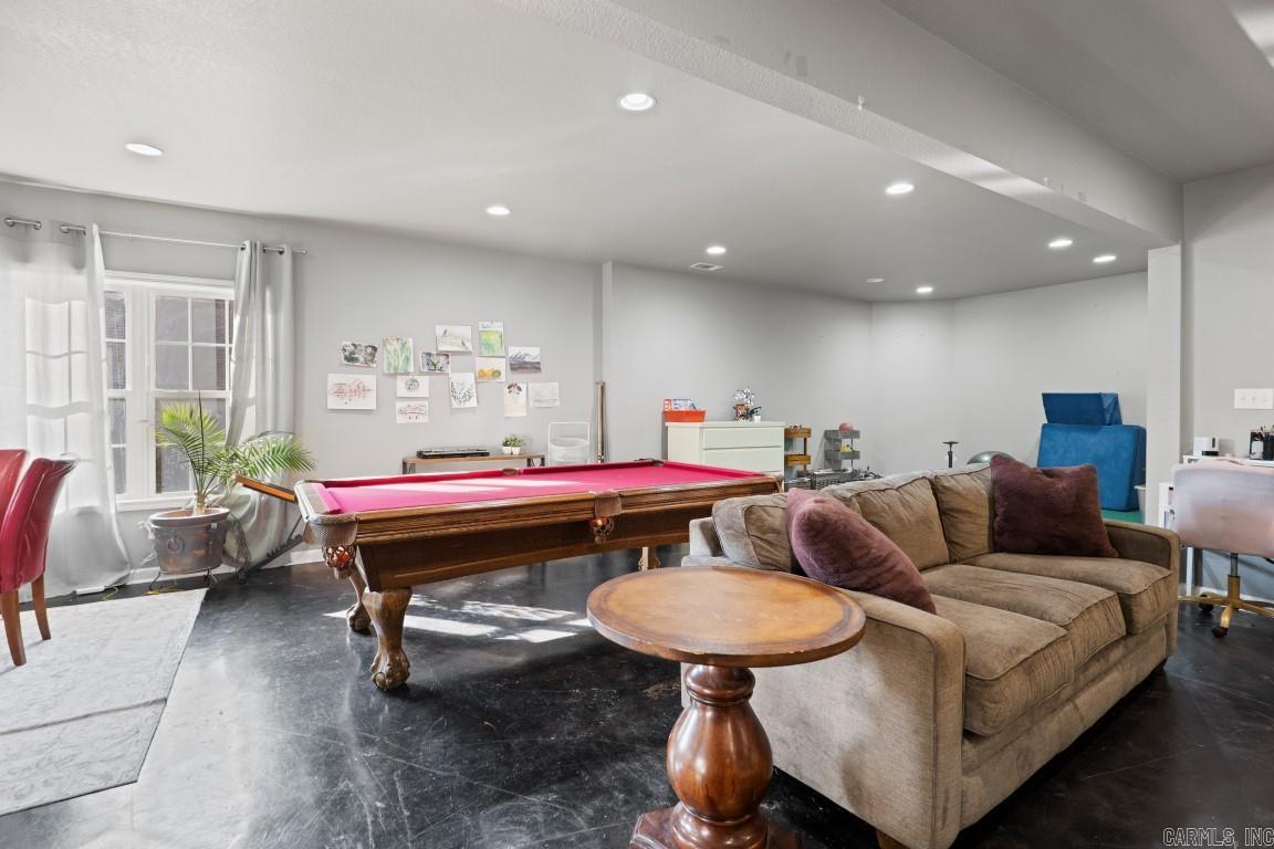 WOODSPRINGS ESTATES - Residential