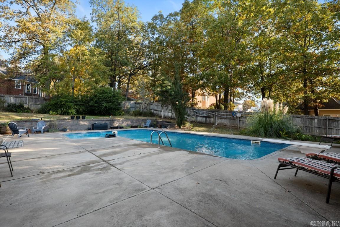 WOODSPRINGS ESTATES - Residential