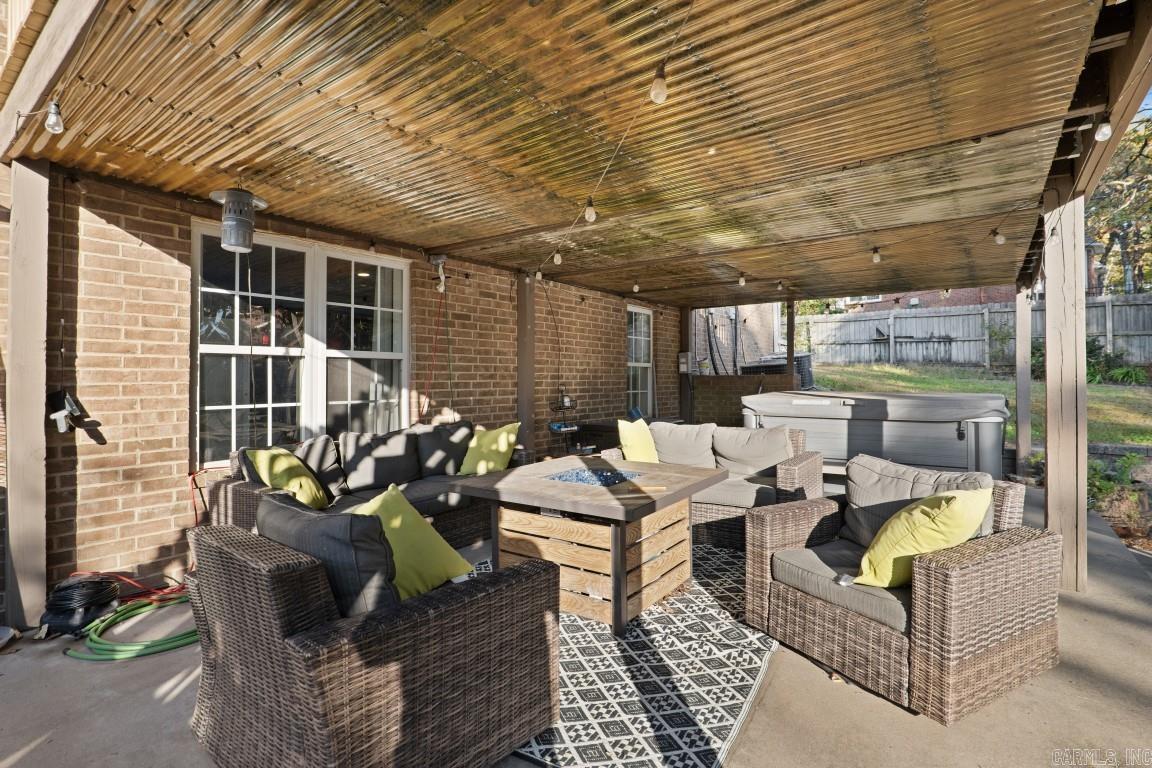 WOODSPRINGS ESTATES - Residential