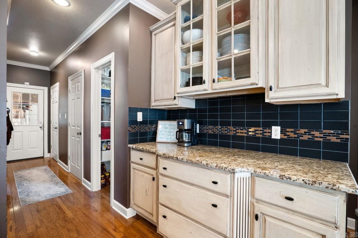 WOODSPRINGS ESTATES - Residential