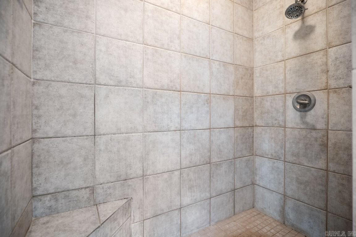 WOODSPRINGS ESTATES - Residential