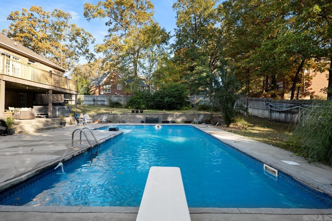 WOODSPRINGS ESTATES - Residential