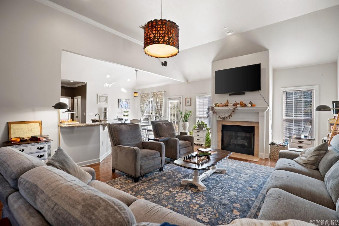 WOODSPRINGS ESTATES - Residential