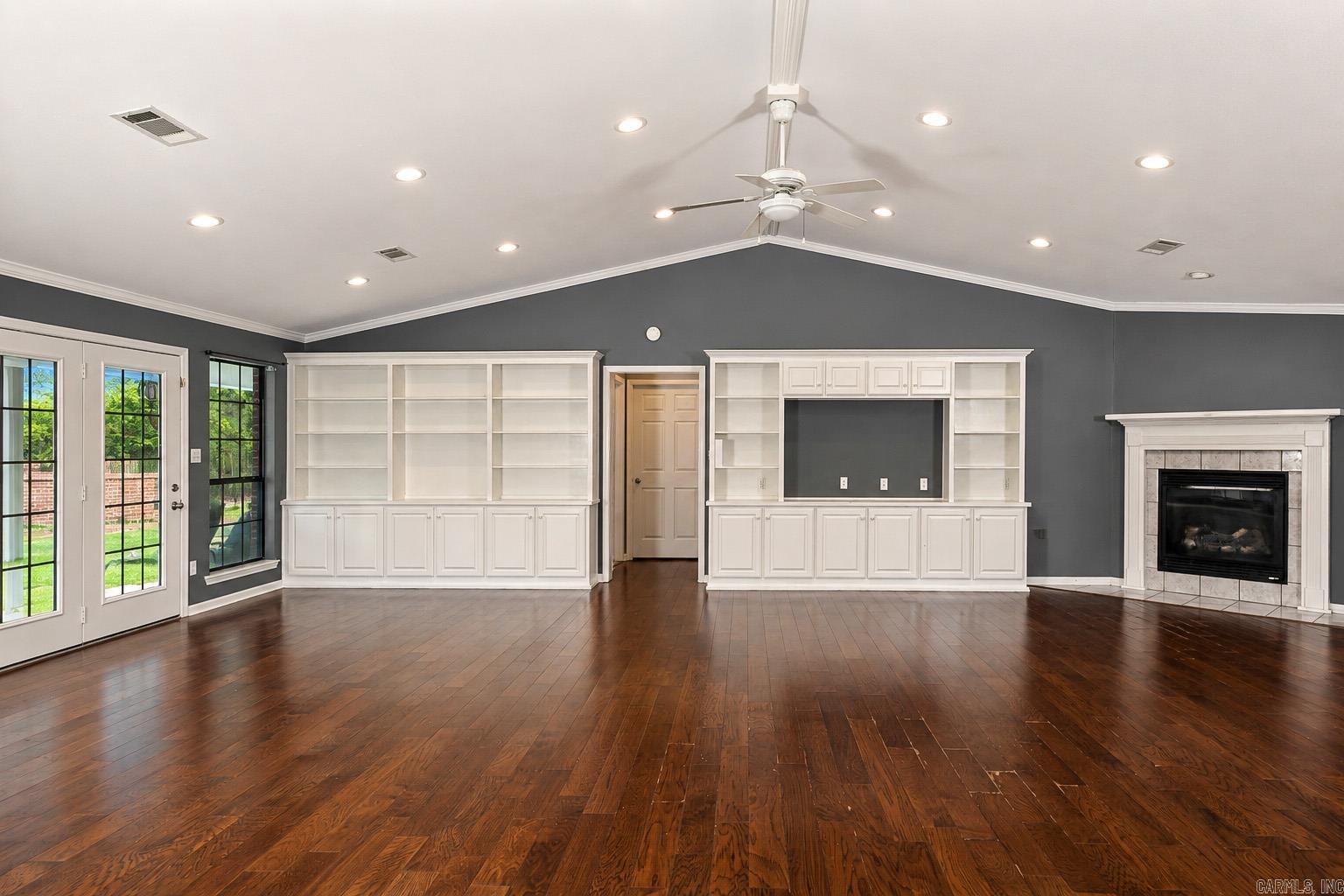 Holland Street Replat - Residential