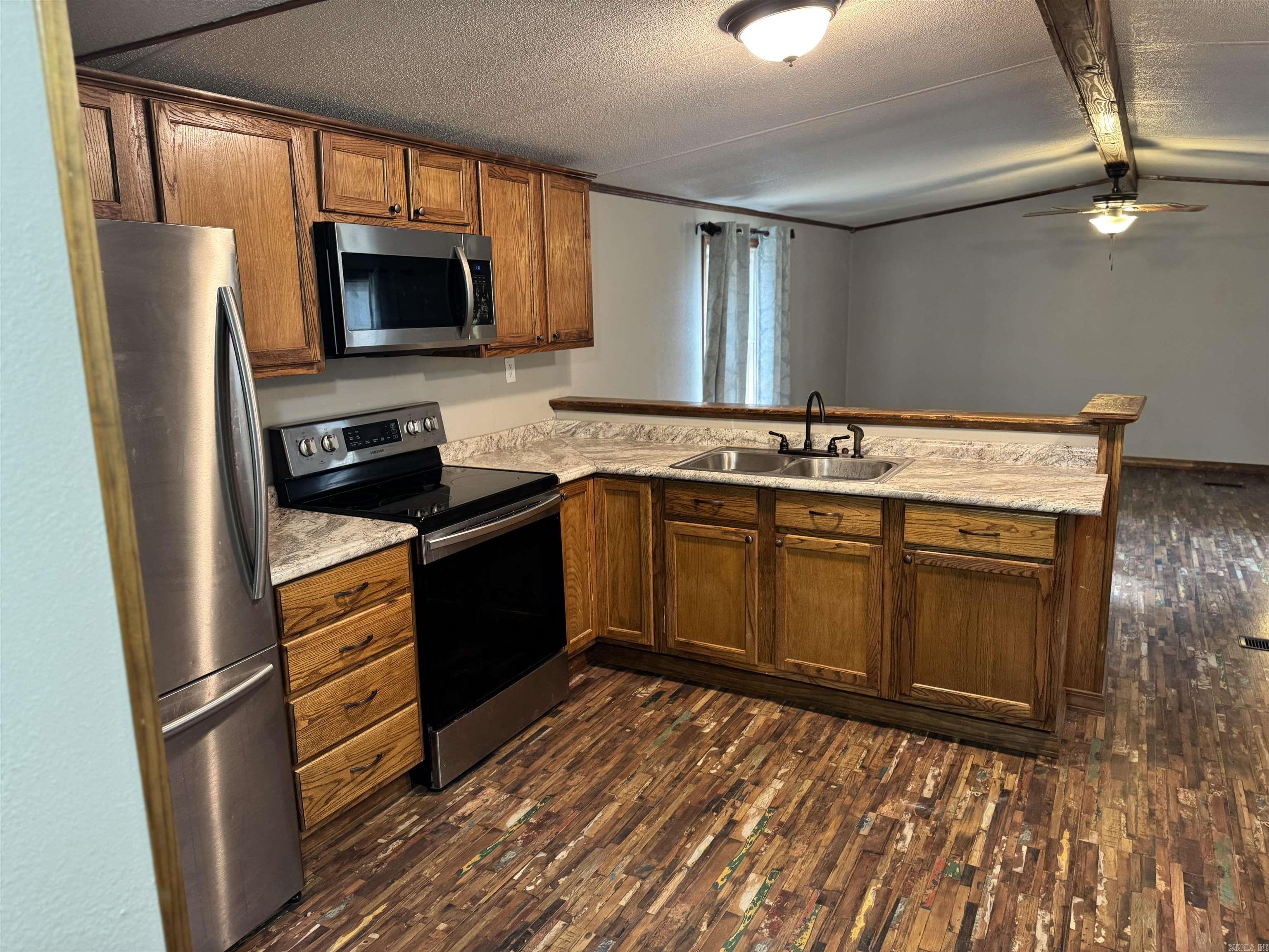 Lakeshore Hills II - Residential