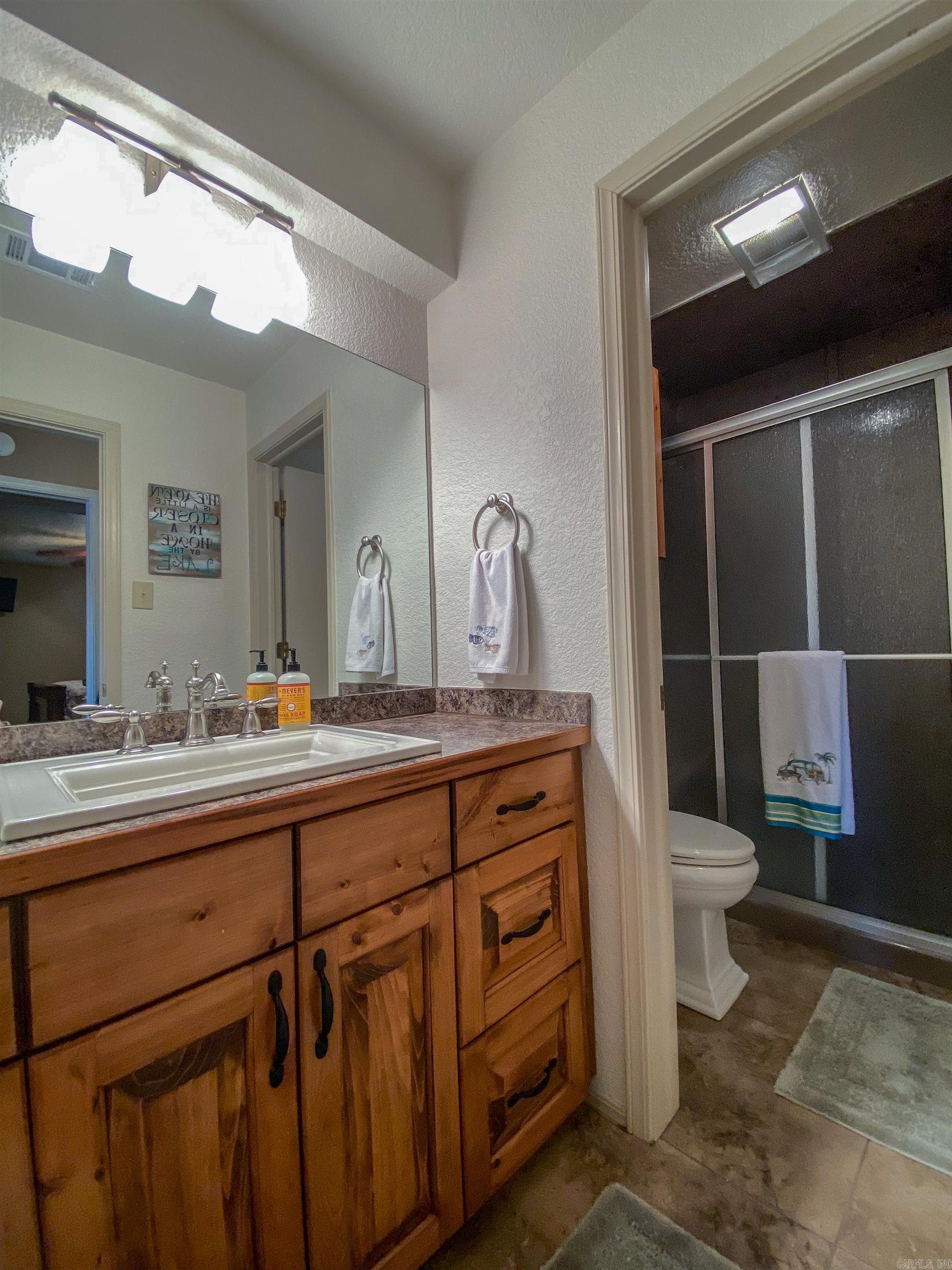 TREEHOUSE CONDO - Residential