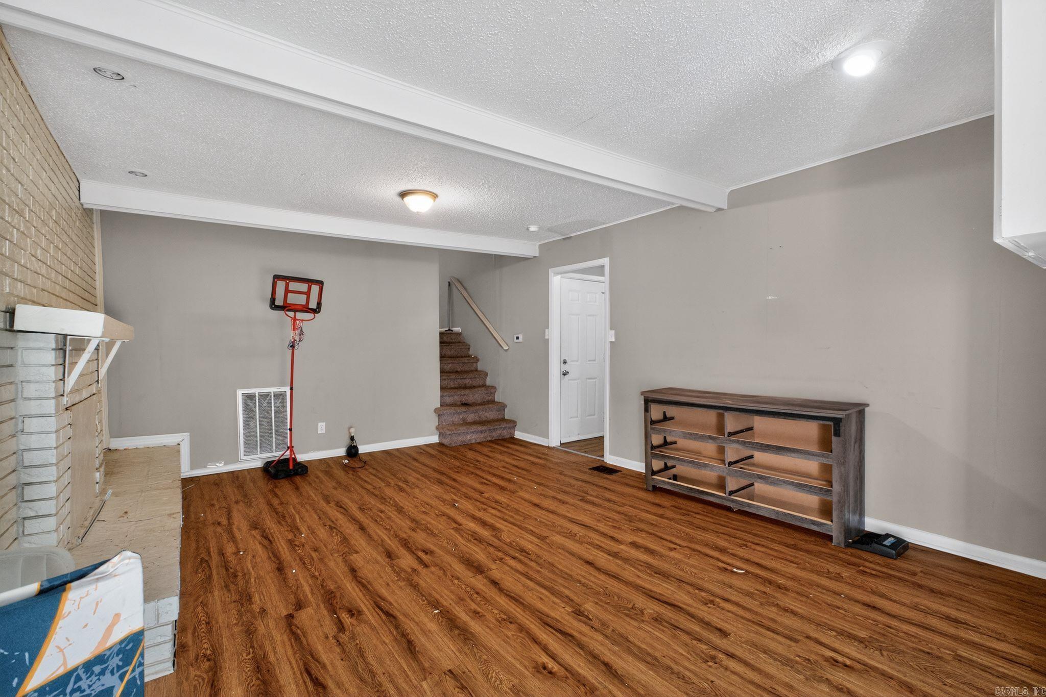 WINDAMERE - Residential