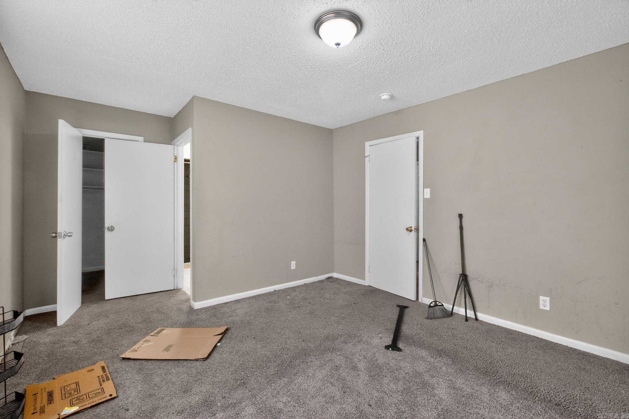 WINDAMERE - Residential