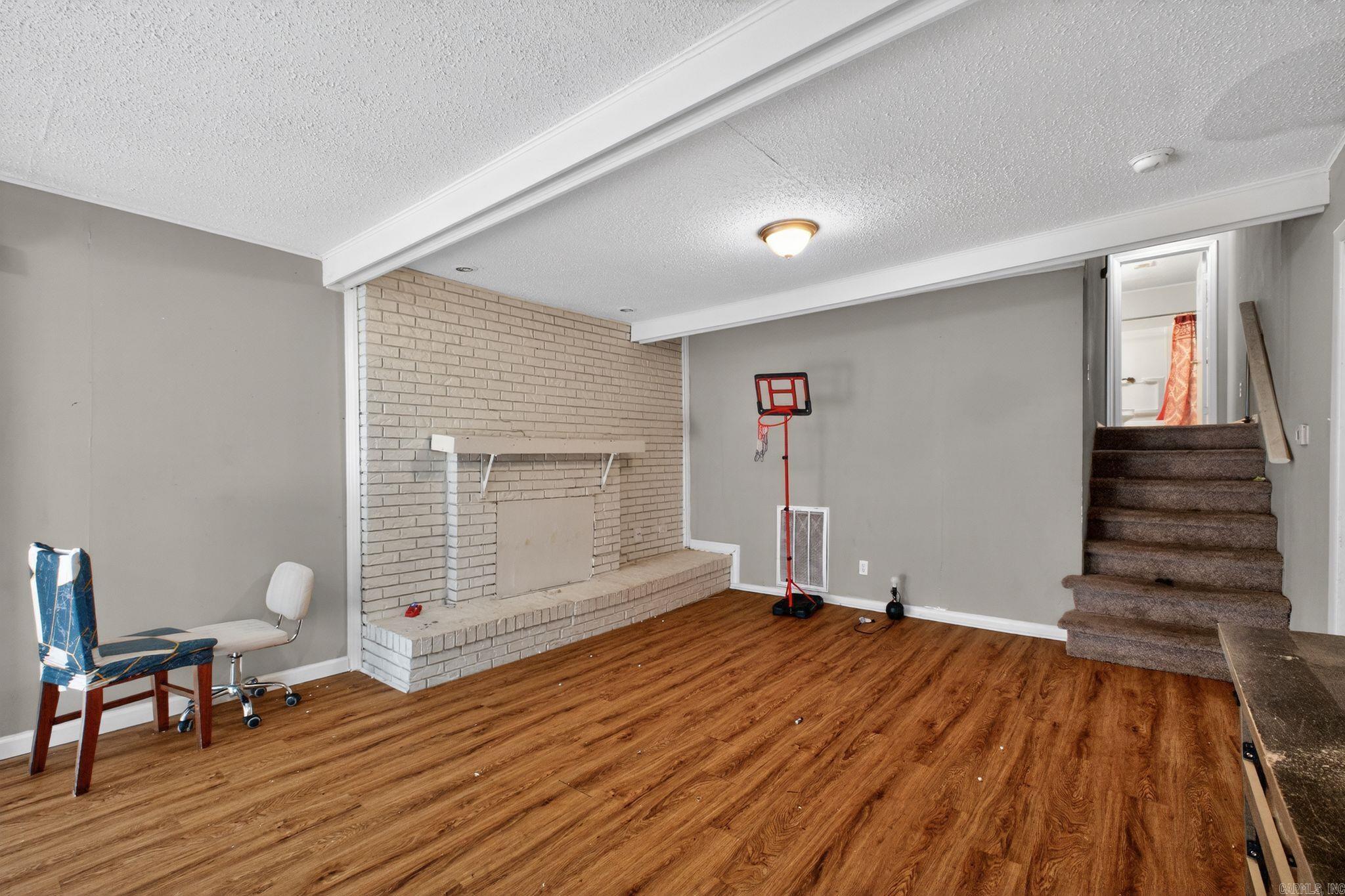 WINDAMERE - Residential